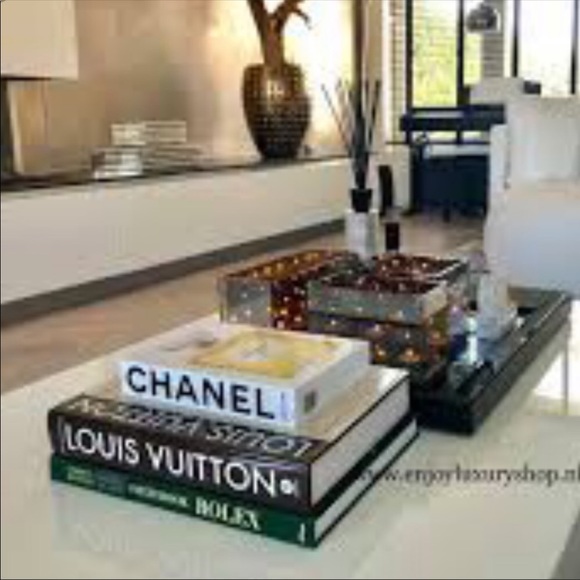 New Louis Vuitton Birth of Modern Luxury Coffee Table Collectable Book Ambrams - Picture 6 of 15